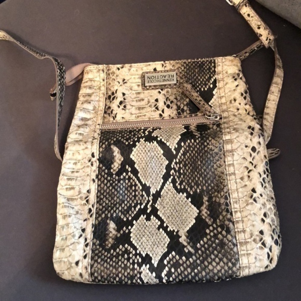 Python print Kenneth Cole small shoulder bag - Picture 2 of 9